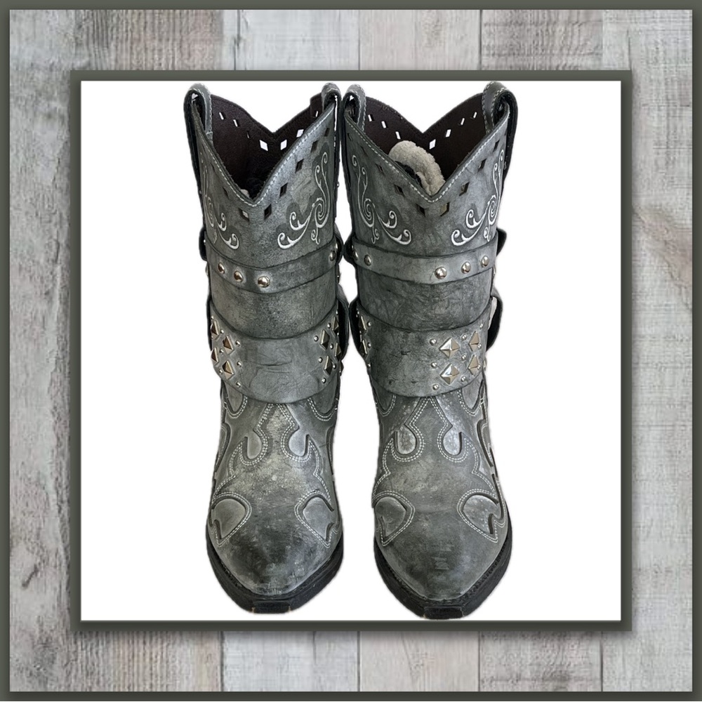 Rockin Country Women’s Gray Studded Cowgirl Western Boots – Size 7.5M – NWOT